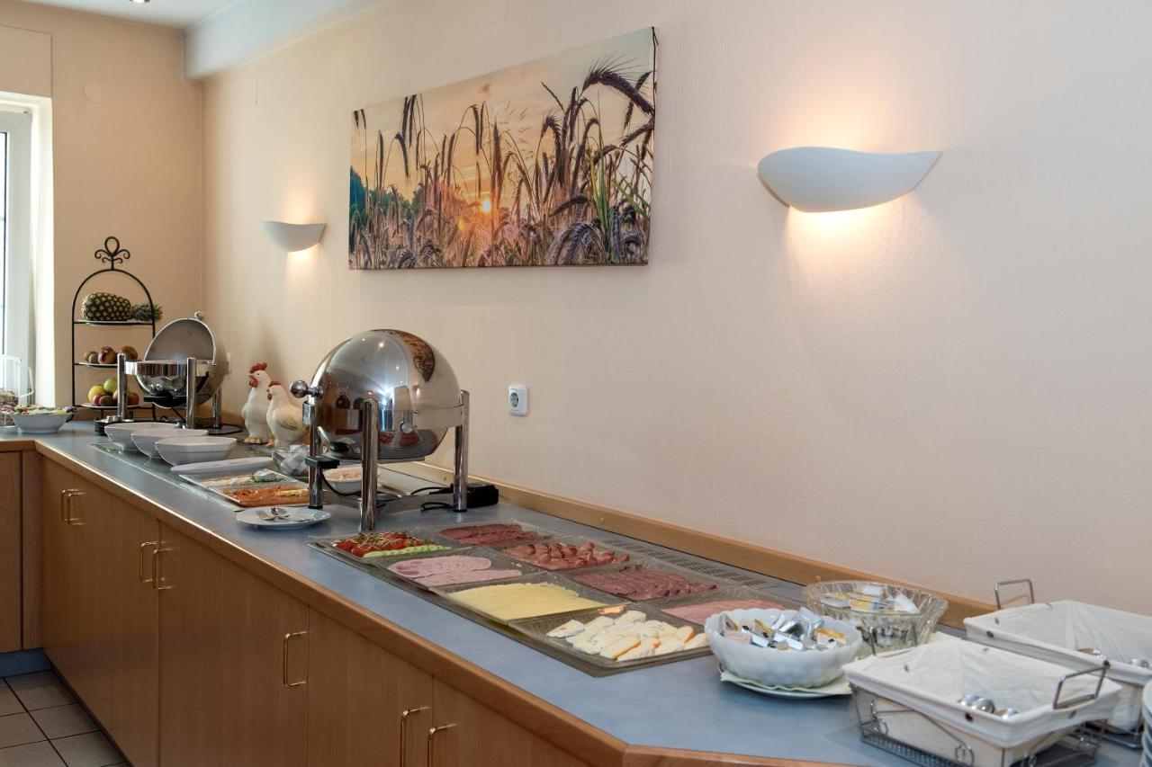 Hotel Restaurant Zum Schiffchen Maintal Exteriör bild